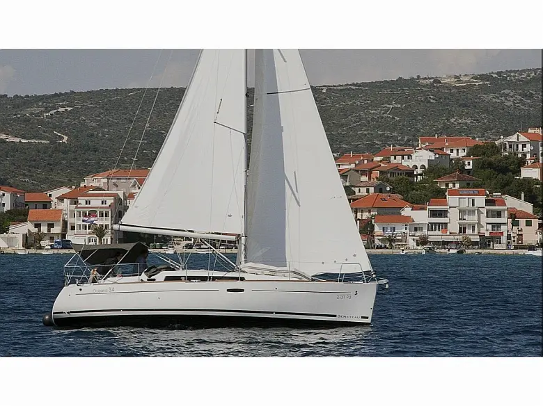 Oceanis 34