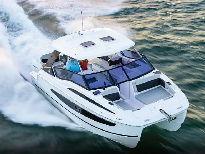 Aquila 32 Sport